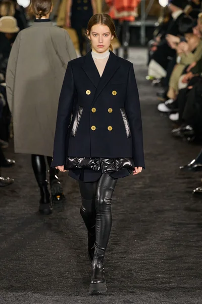 Look 45